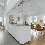 Amazing In With Kitchen * Odder