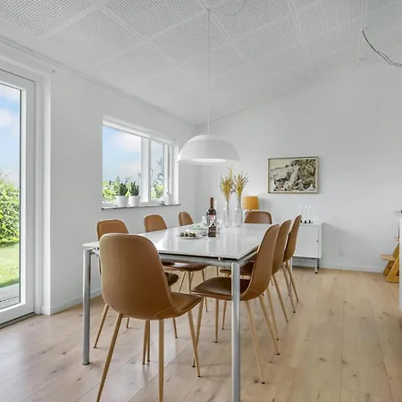 Amazing In With Kitchen